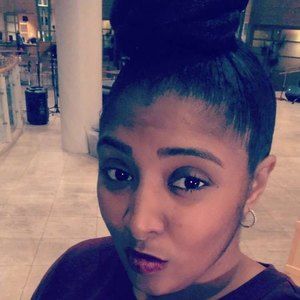 Meet your Posher, Lachaunna